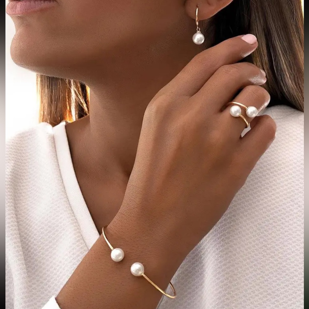 Gold Pearl Cuff Bracelet and Ring Set - Elegant White Pearls